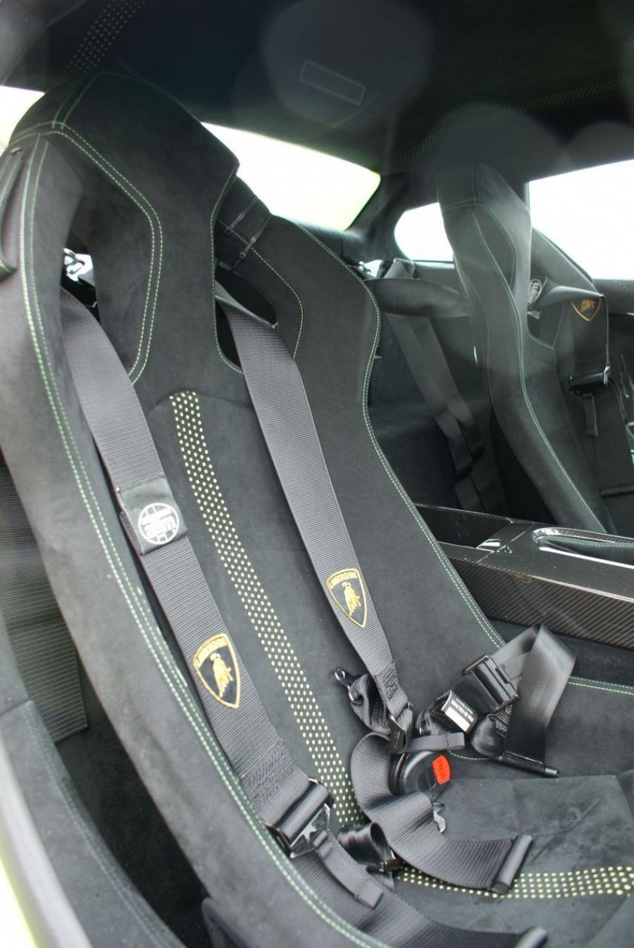  Lamborghini Gallardo LP570-4 Superleggera 2010 года  (фото 3 из 183)